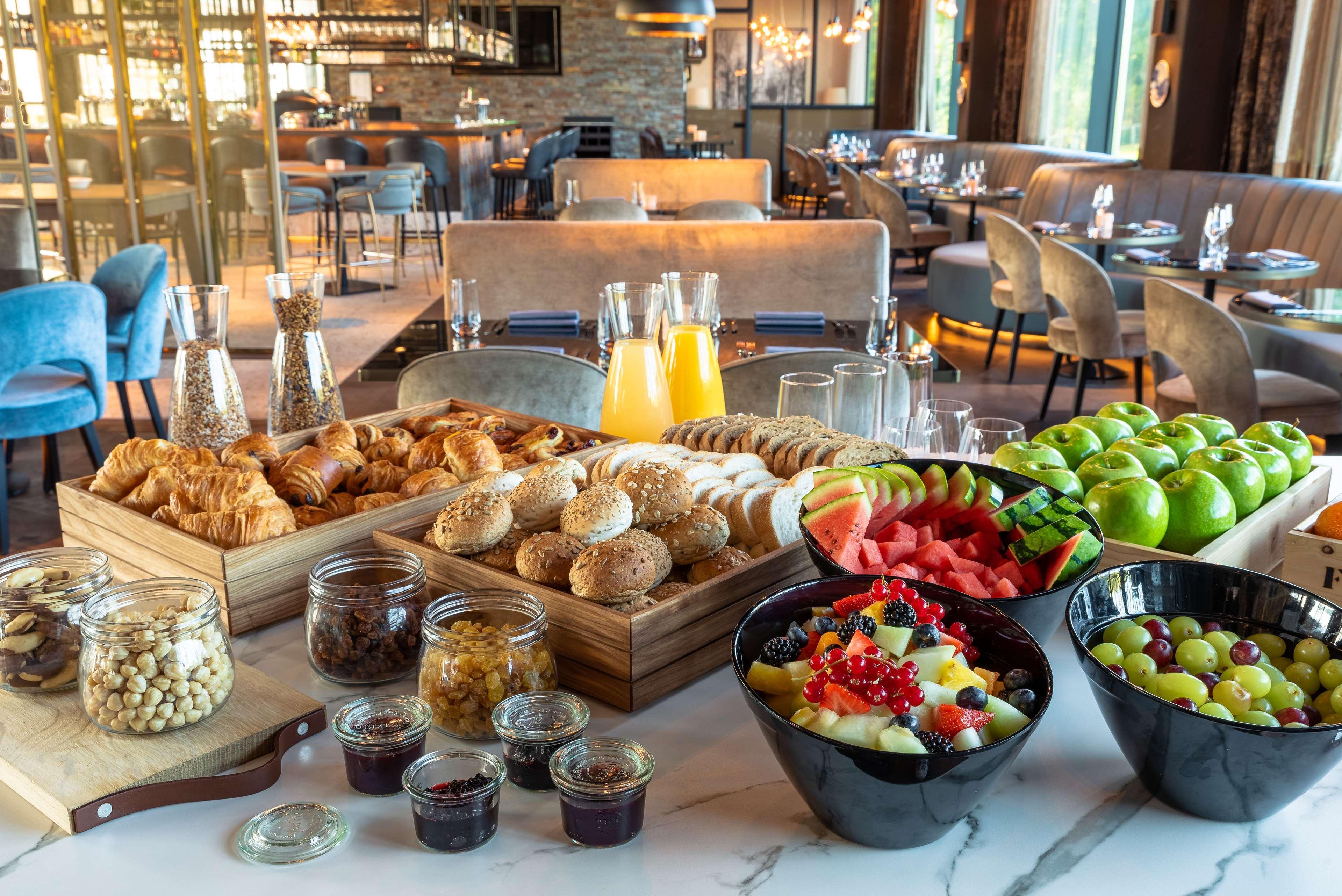 Radisson Hotel And Suites Amsterdam South Экстерьер фото