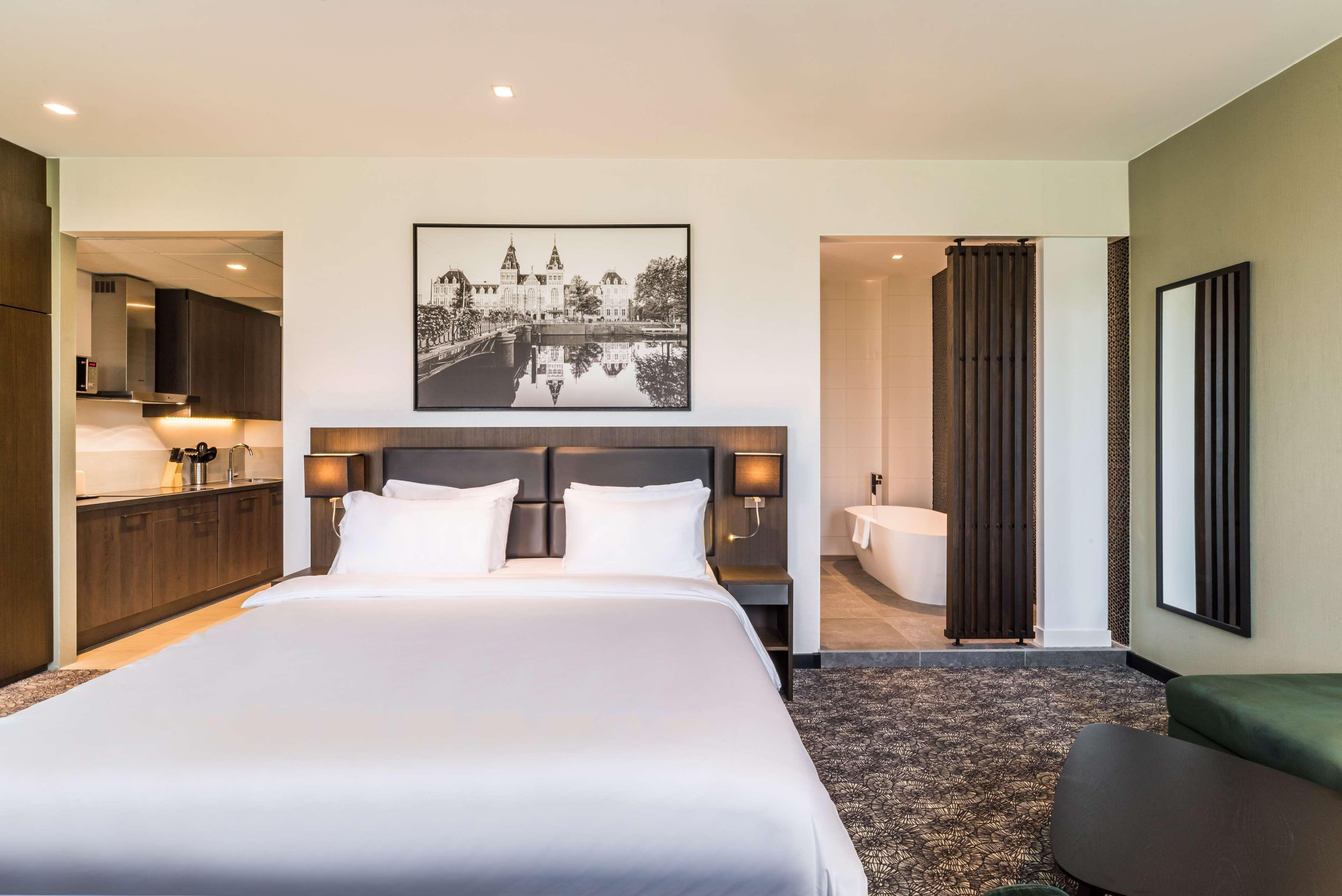 Radisson Hotel And Suites Amsterdam South Экстерьер фото